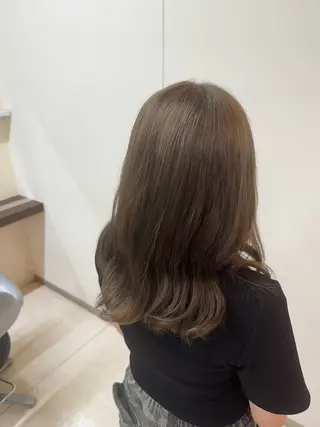ミディアム レイヤー職人・ 似合せ美容師そうまのヘアスタイル