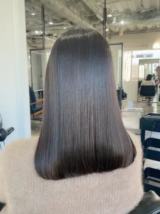 セミロング カラー ベージュカラー🤎 鈴木サトミのヘアスタイル