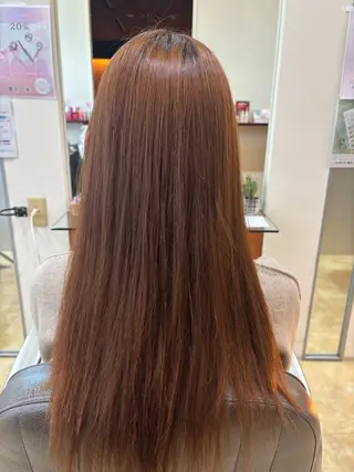 ロング 尾崎 優花のヘアスタイル