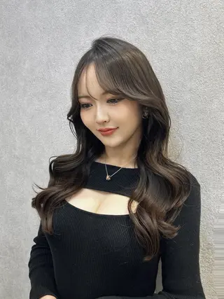 ロング カラー ヘアアレンジ 🩷韓国ヘア/ヨシン モリ🩷Maikaのヘアスタイル