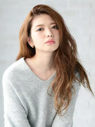 カラー 高岡 杏実のヘアスタイル
