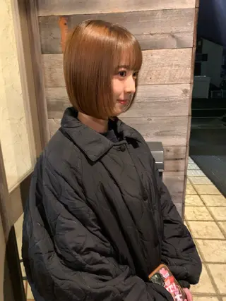 ショート カラー カワサキ マホのヘアスタイル