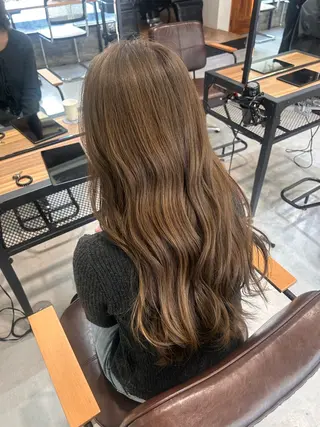 カラー 🎀 Sakuraのヘアスタイル