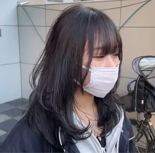 セミロング カラー 古指 匠巳のヘアスタイル