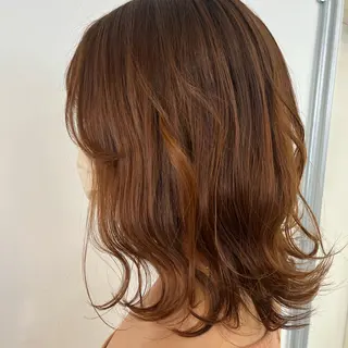 ミディアム CHIC 岩下真衣のヘアスタイル