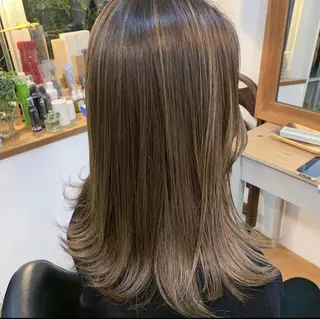 セミロング カラー 【pejite】 Hinanoのヘアスタイル