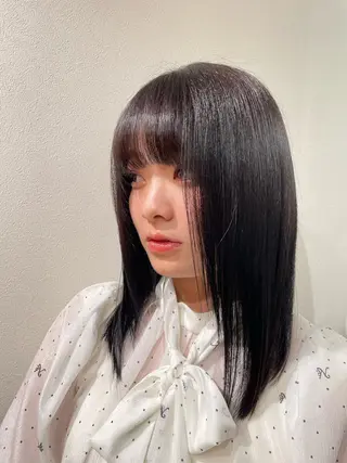 セミロング カラー コトミ【メンズ】 【曲がる縮毛矯正】のヘアスタイル