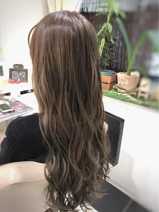 ロング カラー 山崎俊輔/髪質改善 /バレイヤージュのヘアスタイル