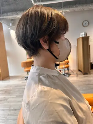 ショート カラー 🐶 アヤカのヘアスタイル
