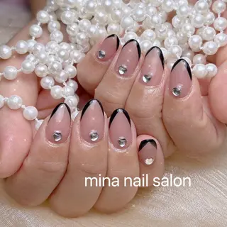 ネイル queensnail 🧸mikaのネイルデザイン
