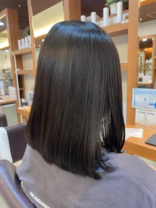 ミディアム レイヤー/艶カラー ROKUのヘアスタイル
