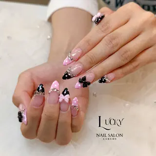 ネイル Lucky Nail Salonのネイルデザイン