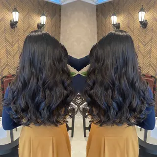 ロング カラー tocca 💜石田愛結💜のヘアスタイル