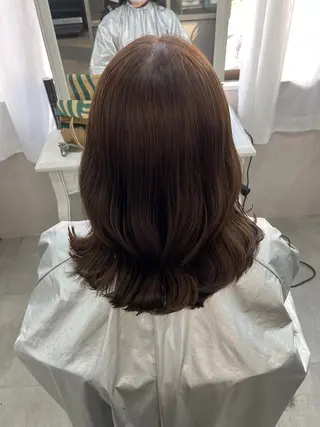 ミディアム カラー 山下 明子のヘアスタイル