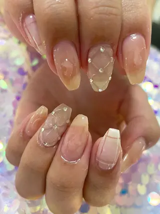 ネイル MADDYNAILS ✴︎柏痛ネイルのネイルデザイン