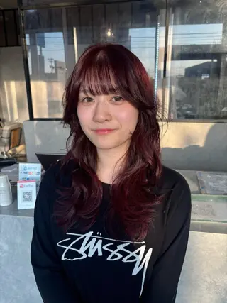ミディアム 山岸 未玖のヘアスタイル