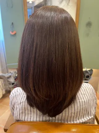 カラー クロサワ ヨーコのヘアスタイル