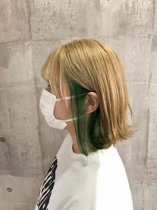 ミディアム 興津/韓国レイヤー ダブルカラー美髪縮毛のヘアスタイル