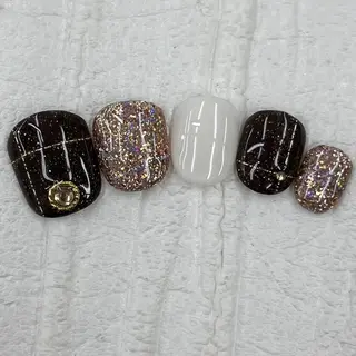 ネイル Nail salon Honey Beeのネイルデザイン