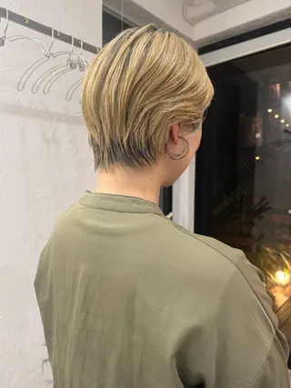 ショート イシイ モエカのヘアスタイル