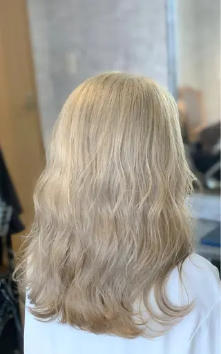 ロング メンズスタイル バレイヤージュ　齋藤のヘアスタイル