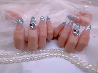 ネイル UMI ネイルサロン新宿🎀のネイルデザイン