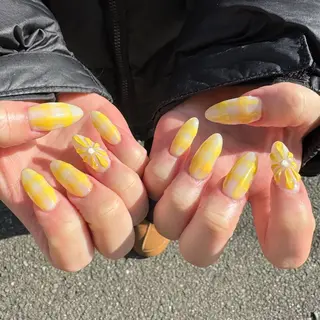 ネイル EmaNail瓢箪山 🌼Mihiroのネイルデザイン