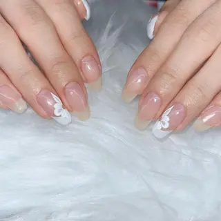 ネイル VIERU YURIのネイルデザイン