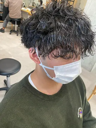 パーマ メンズ 似合う髪型が 分からない方へのヘアスタイル