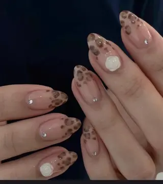 マツエク・マツパ Pure&Rich Nailのネイルデザイン