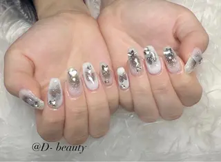 ネイル D-BEAUTY Nailsalonのネイルデザイン