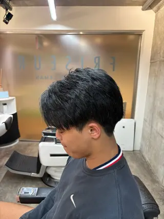 カラー FRISEUR/高瀬 晴乃祐のヘアスタイル