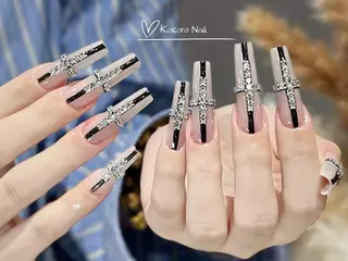 ネイル Christina 🌸のネイルデザイン