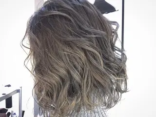 ショート カラー 髪質改善サロン 心斎橋ARCHEのヘアスタイル