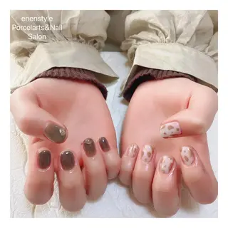 ショート ネイル 👑enen style👑のネイルデザイン