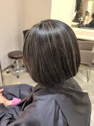 カラー WARREN・TRICOMI NEW YORK 表参道店所属・ハイライト/白髪ぼか し/透明感/惇平のヘアスタイル