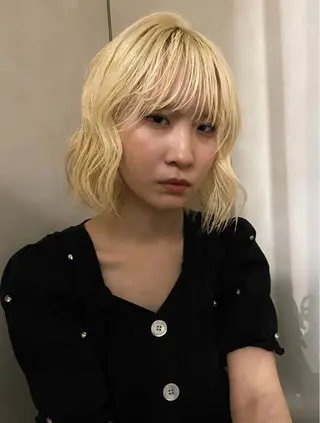 カラー ハイトーン／ フウカ‎🤍のヘアスタイル