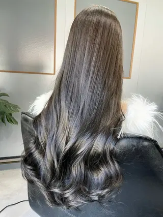 ロング 町田 光瑠のヘアスタイル