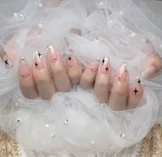 ネイル uu ネイルサロン関内🌼のネイルデザイン