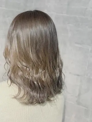 セミロング メンズスタイル バレイヤージュ　齋藤のヘアスタイル
