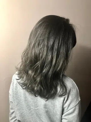 ミディアム カラー 店長 小池アキトのヘアスタイル