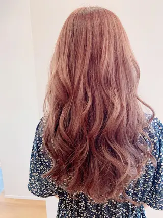 ロング 開發 紗貴のヘアスタイル