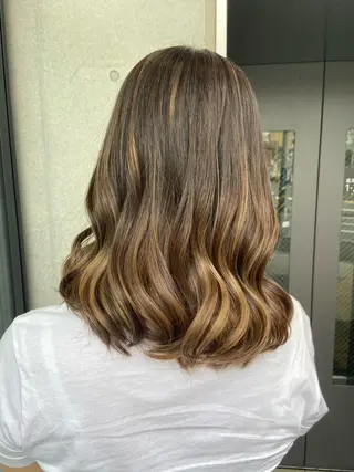 セミロング カラー apollo  yokohama 横浜店所属・APOLLO♡ ＭＩＯのヘアスタイル