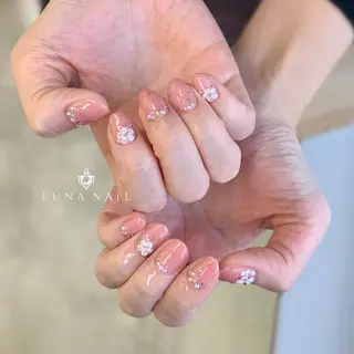 ネイル アトリエ　ミモザ所属・いまむら あかりのネイルデザイン