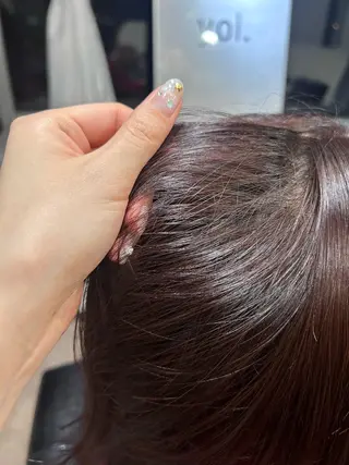 ミディアム カラー 三浦 栞のヘアスタイル