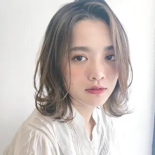 ミディアム カラー パーマ 大人可愛いショート 原田美千留のヘアスタイル