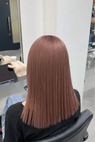セミロング カラー 蔭山 幸奈のヘアスタイル