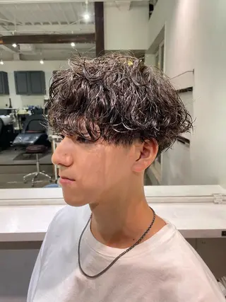 パーマ メンズ 大阪美容師 井上智博のヘアスタイル
