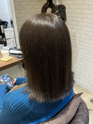 ミディアム 黒田 愛梨のヘアスタイル
