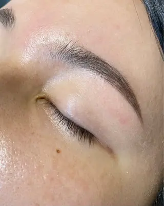 アイブロウ Larme_ hblの眉毛・アイブロウイメージ